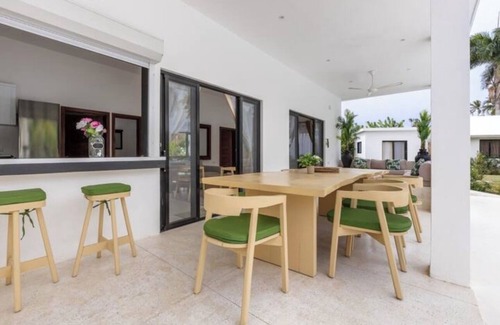 La Iglesia Apartamento | Maria Juana hotel , céntrico , playa Las terrenas