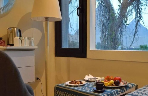 Oula Apartamento | Maria Pyramids House - Superior Double or Twin Room