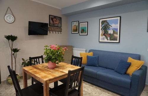 Altavilla Milicia Casa | Maria's Home