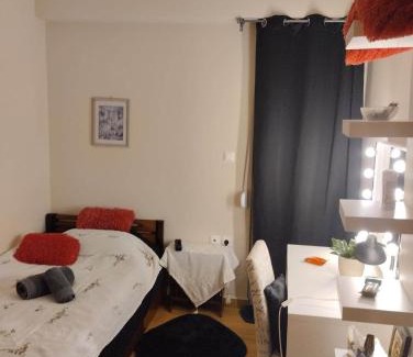 Spata-Artemida Casa | Maria's room