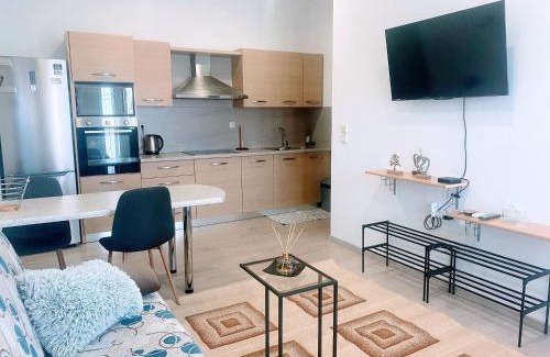 Theologos Casa | MariAggela's Cosy House