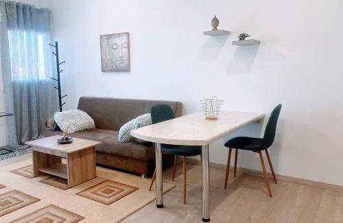 Theologos Casa | MariAggela's Cosy House
