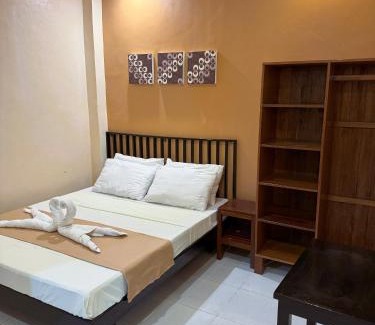 Puerto Princesa City Centre Hotel | Marianne Home Inn - PPC
