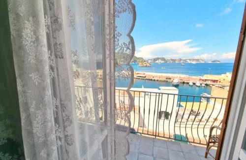 Ponza Casa | Maridea - Corso Umberto
