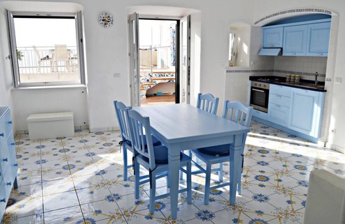 Le Forna Apartamento | Maridea Ponza, CIRCE Three-room apartment, 2 bathrooms and private terrace