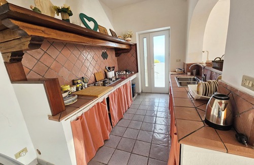Le Forna Apartamento | Maridea Ponza, La Sirenetta...Detached villa with fantastic sea view