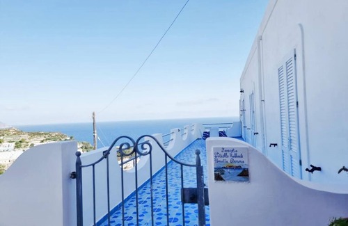 Le Forna Casa | Maridea Ponza, Squilla Mantis three-room apartment with terrace on the Bay