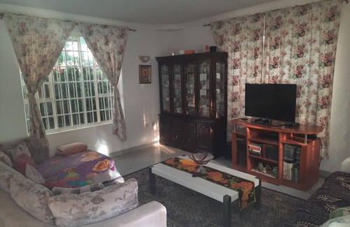 Amboseli Cama Y Desayuno | Marigold Park B&B