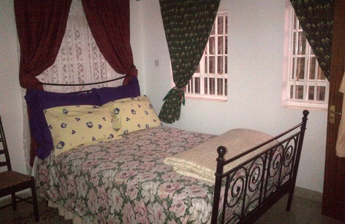 Amboseli Cama Y Desayuno | Marigold Park B&B