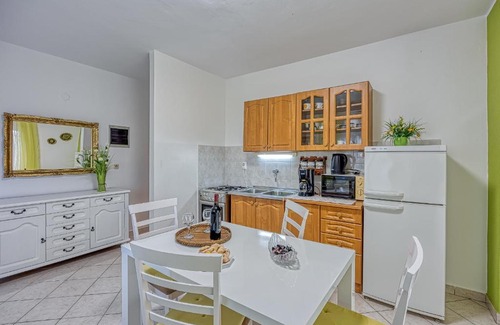 Stinjan Apartamento | Marija Stinjan