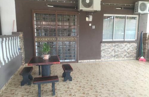 Kuantan Casa | Marila Homestay Taman Indera Sempurna, Kuantan