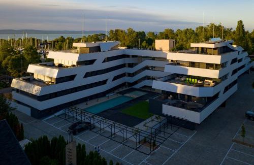 Balatonszemes Apartamento | Marina Apartman Hotel