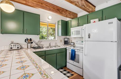 Groveland Casa | Marina Beach Cabin - Dog-Friendly Home with Deck! home