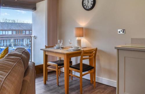 Tewitfield Casa | Marina Haven