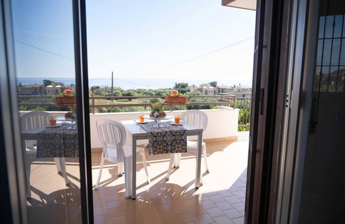Altavilla Milicia Apartamento | MARINA HOLIDAY