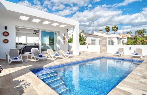 Urbanitzacio la Fustera Casa | Marina Luah