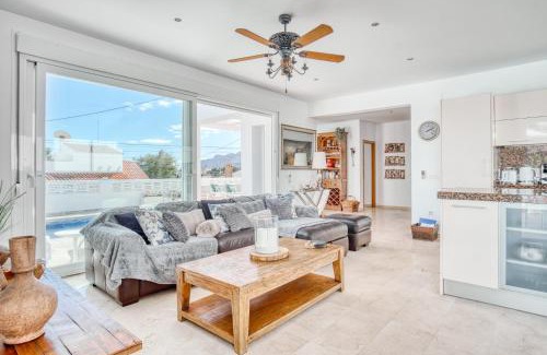 Urbanitzacio la Fustera Casa | Marina Luah