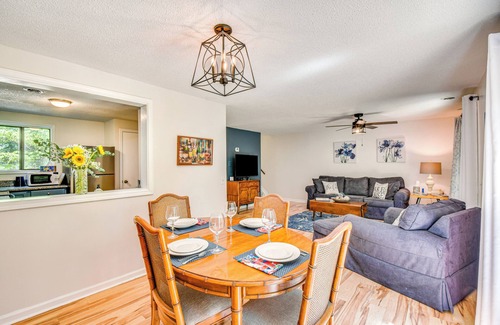 Salem Casa | Marina & Pool Access: Lovely Lake Keowee Townhome!