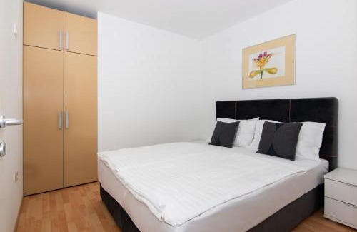 Seca Apartamento | Marina Residence - Apartment Burin 110 by Locap Group