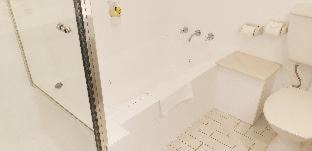 Nelson Bay Hotel | Marina Resort