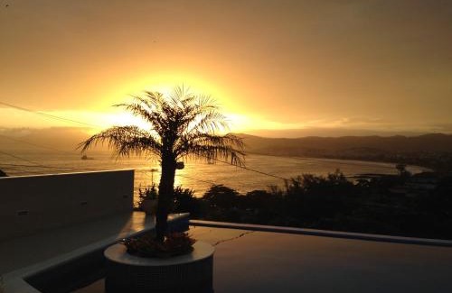 Niteroi Casa | Marina's Praia Itaipu