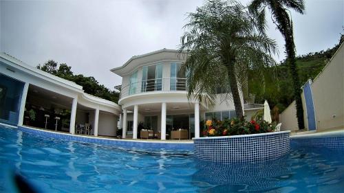 Niteroi Casa | Marina's Praia Itaipu