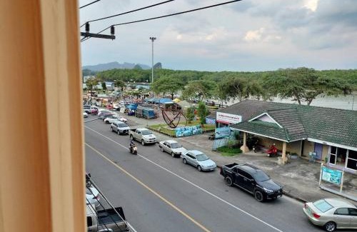 Downtown Krabi Hotel | Marina Seaview Krabi