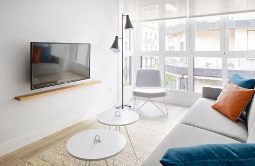 San Sebastian Centro Apartamento | Marina Suite by FeelFree Rentals