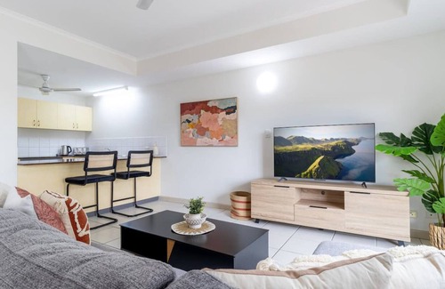 Stuart Park Casa | Marina Views | Cozy 3BR Villa in Tipperary Waters