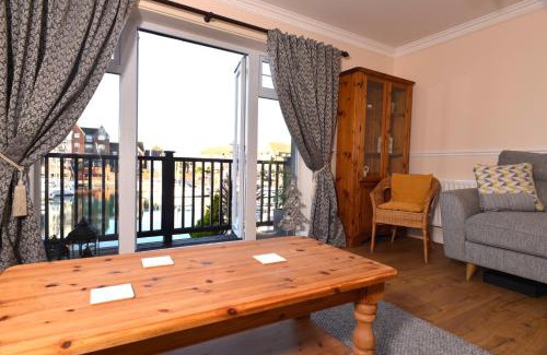 Eastbourne Casa | Marina Views