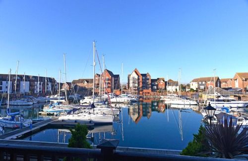 Eastbourne Casa | Marina Views