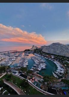Villeneuve Loubet Beach Apartamento | Marina06