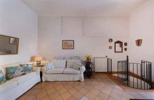 Sorrento Historic Centre Apartamento | Marine style home in Sorrento by the sea