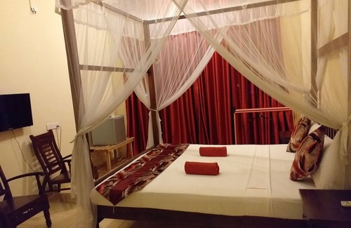 Kudapaduwa Casa | Marine Tourist Beach Guest House Negombo Beach