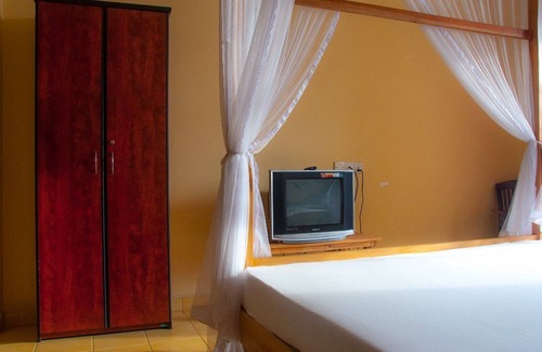 Kudapaduwa Casa | Marine Tourist Beach Guest House Negombo Beach
