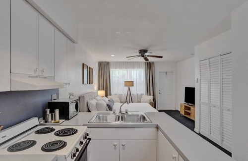 Hollywood South Central Beach Apartamento | Marine Villas 2 in Hollywood