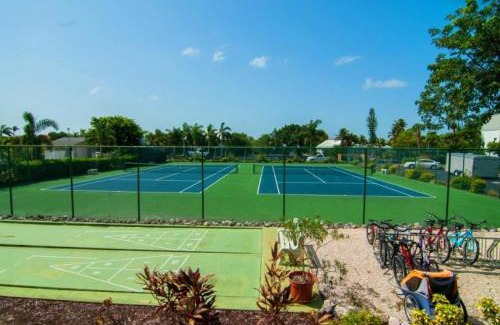 Sanibel Casa | Mariner Pointe #542