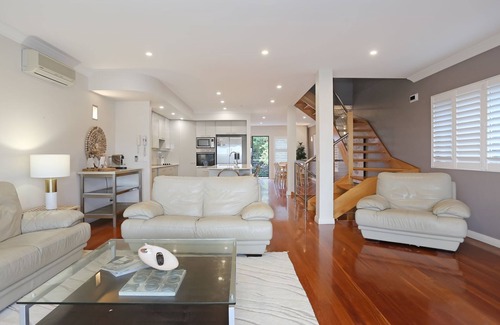 Hawks Nest Casa | Mariners Mark 7 in Hawks Nest