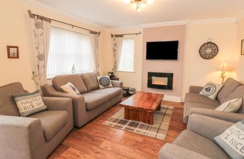 Whitby Casa | Mariners' Rest