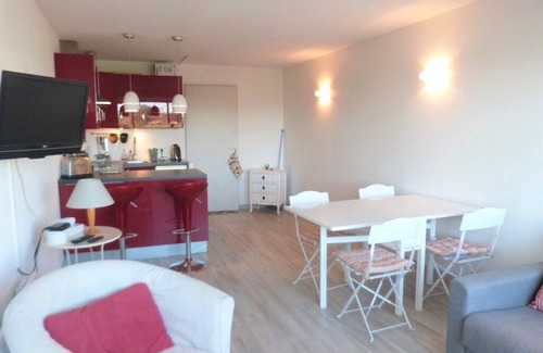 Gassin Apartamento | Residencia T2 con piscina frente al mar.