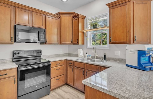 Piney Green Casa | Mario themed bedroom, Large deck, Spacious, Family friendly