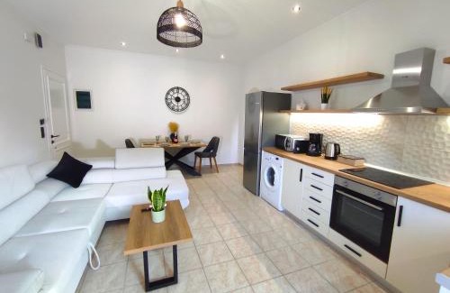 Alepou Apartamento | Marios Family House 1