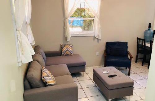 Antoneys Cay Cabina | Mariposa Lodge