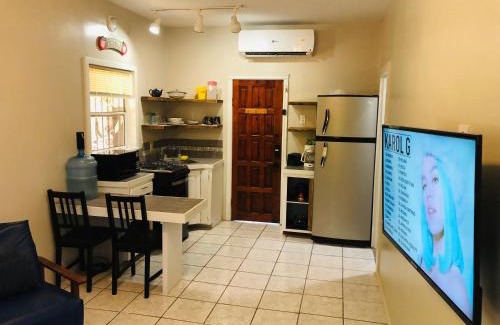 Antoneys Cay Cabina | Mariposa Lodge
