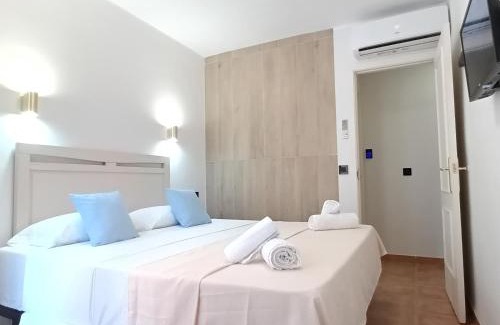 Sant Feliu de Guixols Casa | MARITIM CENTRAL - Habitaciones Deluxe, cocina