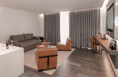 Vlore Complejo | Maritim Marina Bay Luxury Resort