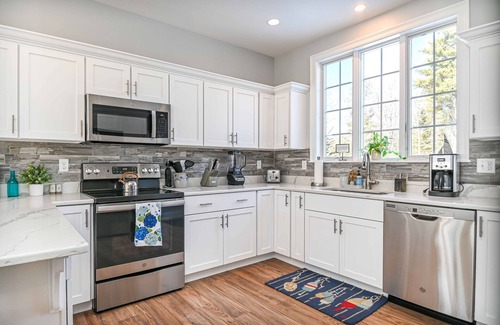 Arundel Casa | Maritime Meadows – Charming 3 BDR Resort-Style Home! Onsite Pool, Hiking & More