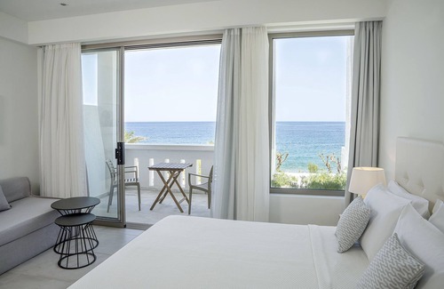 Sissi Hotel | Maritimo Beach Hotel