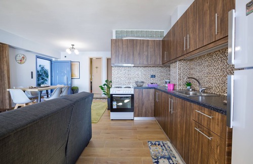 Skafidia Apartamento | Maritinas Stone Apartment On The Beach, Katakolon, Greece