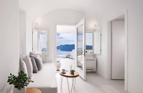 Oia Hotel | Marizan Caves & Villas